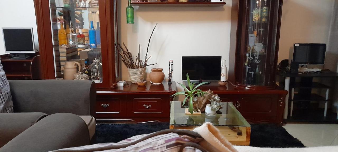 Aivilo Home เอนเทบเบ้ ภายนอก รูปภาพ