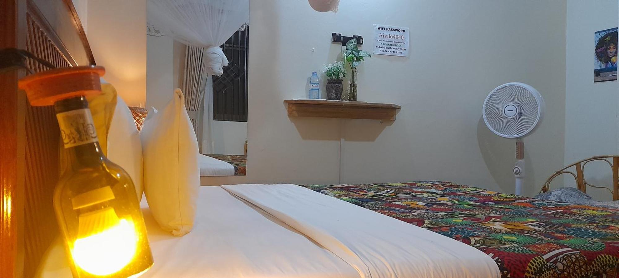 Aivilo Home เอนเทบเบ้ ภายนอก รูปภาพ