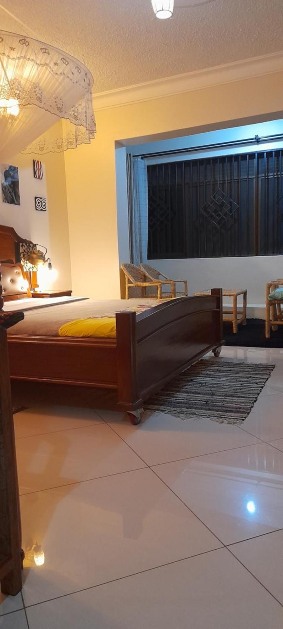 Aivilo Home เอนเทบเบ้ ภายนอก รูปภาพ